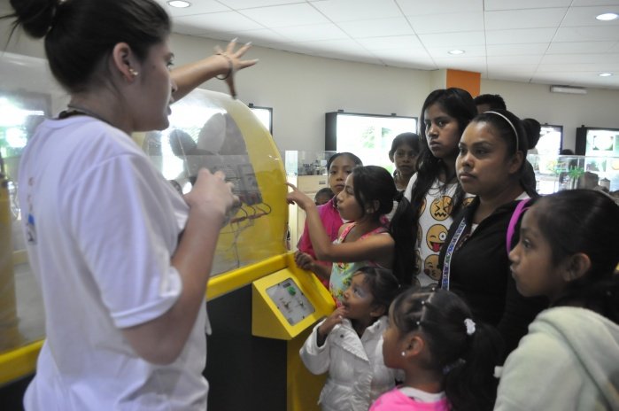 Visitan niñas y niños indígenas de CDMX Museo de Ciencia y Tecnología