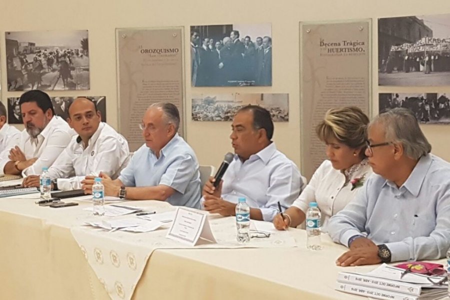 A seis meses de gobierno, Héctor Astudillo inicia evaluaciones con su gabinete