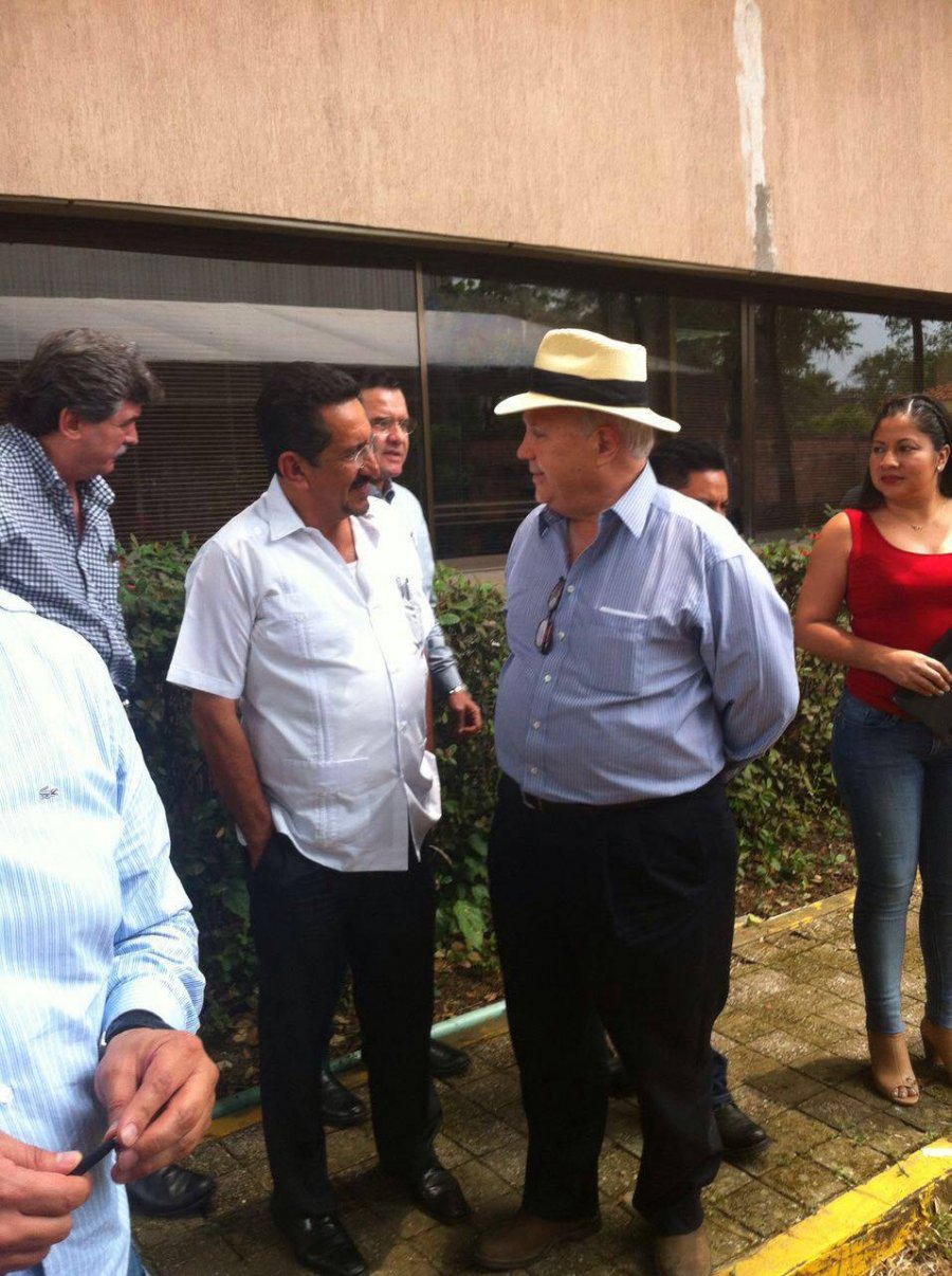 Impulsarán NL y Tabasco comercialización de ganado