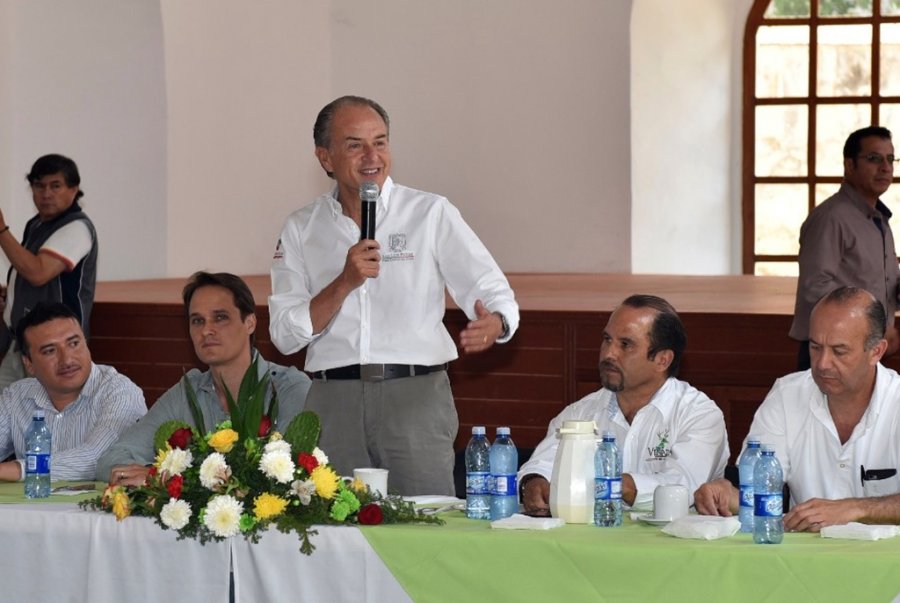 SE CONSTRUIRÁ EN EL ALTIPLANO CENTRO DE ACOPIO PARA LA COMERCIALIZACIÓN DE GANADO CAPRINO: JM CARRERAS