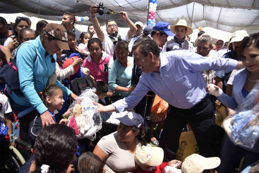 Celebran el Día del Niño en zona noreste de Guanajuato.