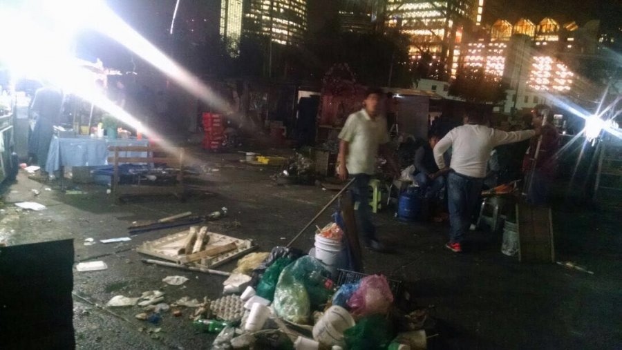 Retiran puestos colocados en la vía pública de la Av. Chapultepec