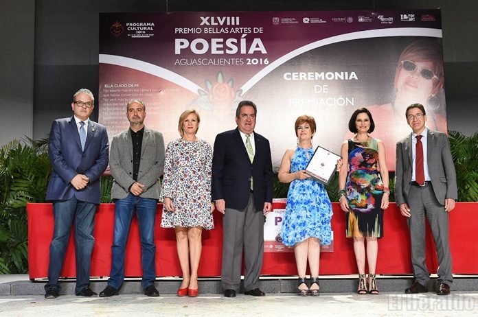 Se entregó el Premio de Poesía más importante del país