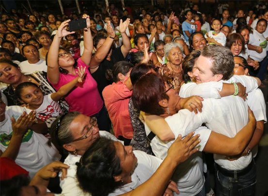 Más de 330 mil jefas de familia ya cuentan con Seguro de Vida