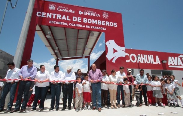 Inaugura Gobernador Rubén Moreira Central de Bomberos en Escobedo