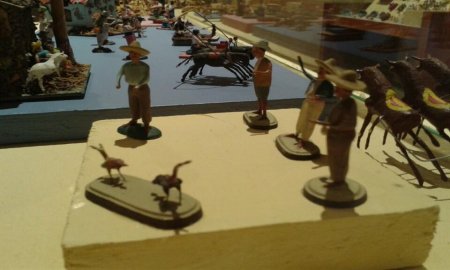 IEC invita a las exposiciones La grandeza de la miniatura, Los Charros de AntaÃ±o en Zonas ArqueolÃ³gicas