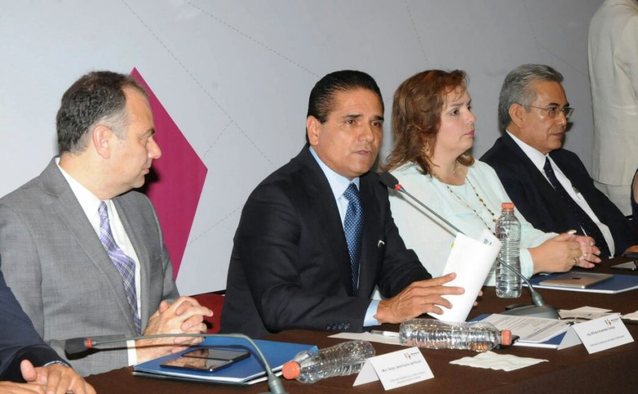 Tendrá Michoacán plan integral de atención a víctimas: Silvano Aureoles