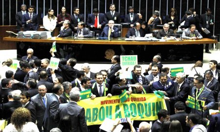 LA CRISIS DE BRASIL AFECTA LA ECONOMÃA DE MÃ‰XICO