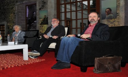 Presenta Fernando Savater su mÃ¡s reciente obra AquÃ­ viven leones