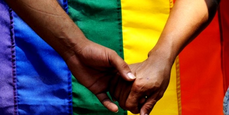 Leyes siguen sin contemplar seguridad social para parejas del mismo sexo
