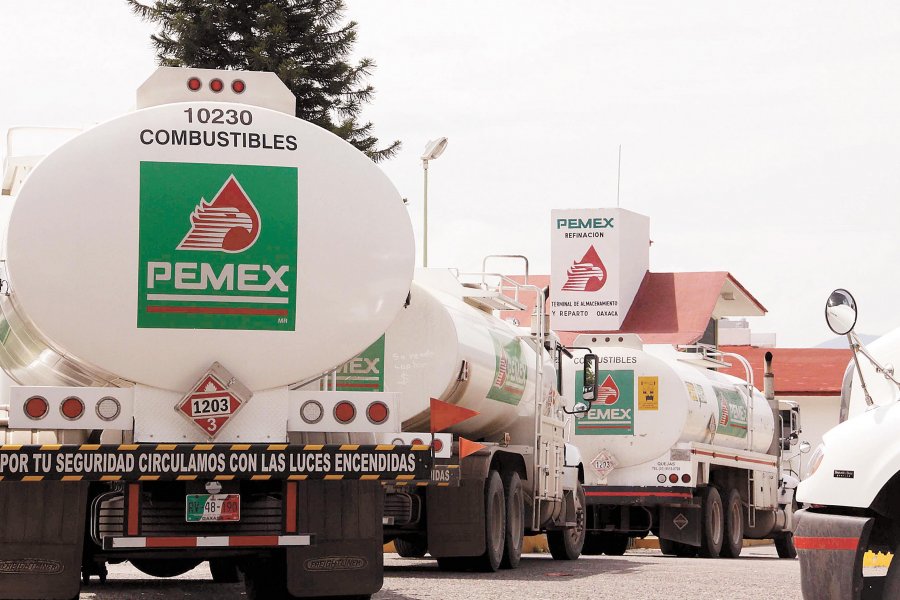 Pemex debe informar al Congreso sobre procedencia y calidad de gasolinas importadas