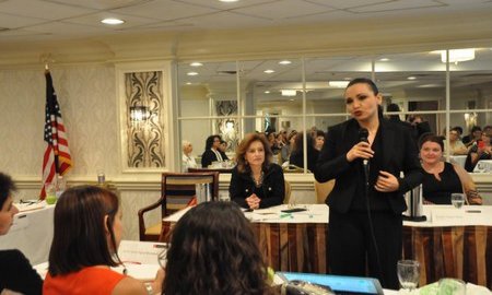 Acierto de la Gobernadora Pavlovich de invertir en capacitaciÃ³n para mujeres: Natalia Rivera