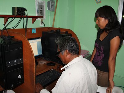 Cultivar el campo y la mente, caminos para lograr el bienestar de la familia: afirma educando del IEEA