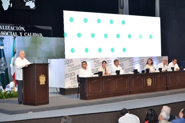 Evoluciona UJAT con alto sentido de responsabilidad y participación: ANJ