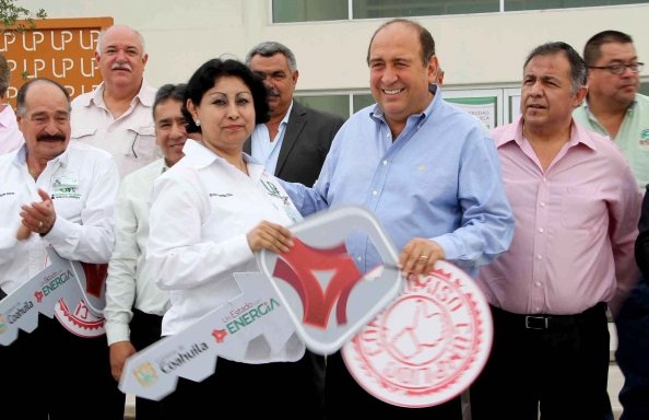 Con más educación Coahuila avanza: Gobernador Rubén Moreira