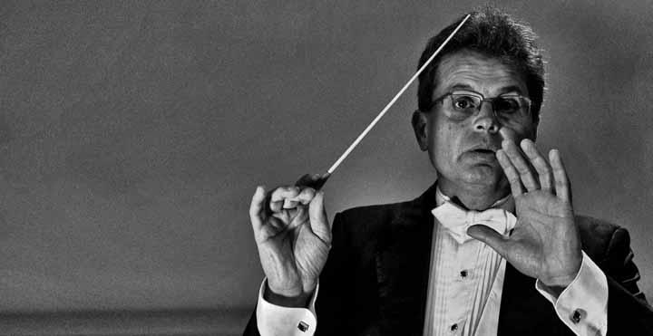Enérgico concierto con la batuta de Lanfranco Marcelletti de la Orquesta Filarmónica de la CDMX