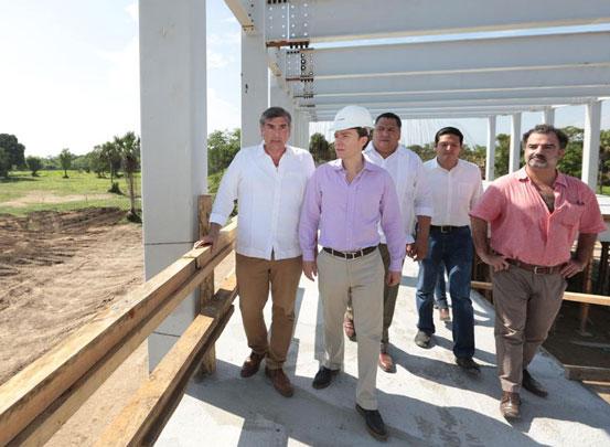 Supervisa Manuel Velasco avances en obra del Parque Agroindustrial en Puerto Chiapas