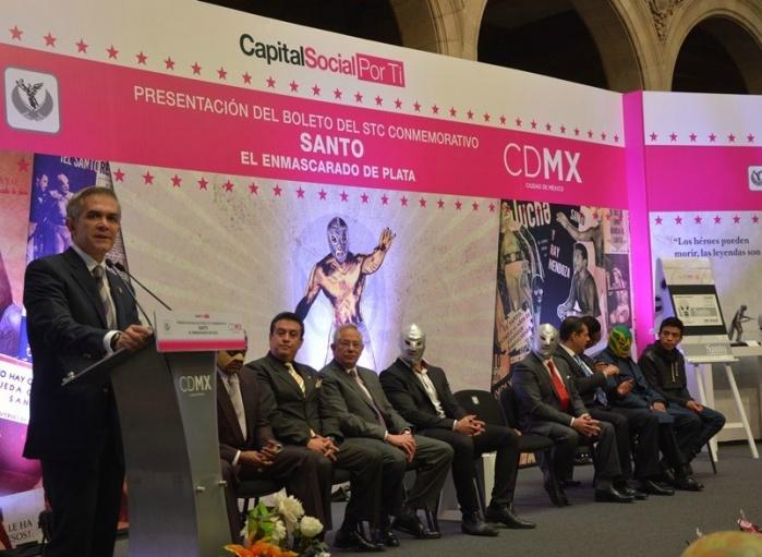 Santo, el Enmascarado de Plata estará presente en los boletos del Metro