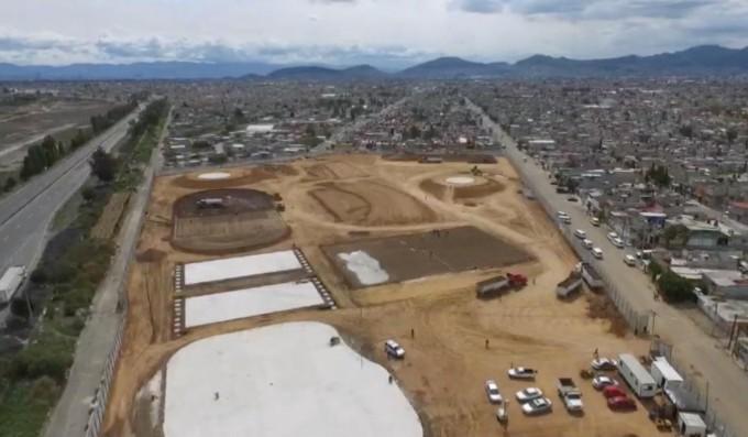 Se construye parque con aeronaves y pista de patinaje en Ecatepec