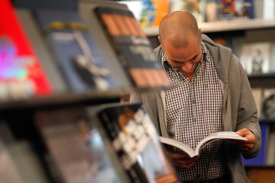 Mexicanos leen en promedio 5.3 libros