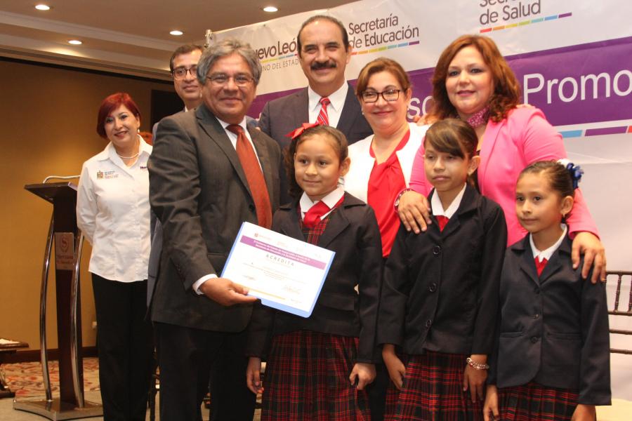 Reconoce Gobierno ciudadano a escuelas promotoras de la salud
