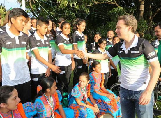 Abandera MVC a delegación chiapaneca rumbo a Olimpiada