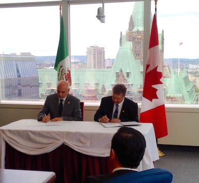 El Conacyt firma acuerdo con la Universidad Lakehead en la Visita de Estado del gobierno mexicano a Canadá