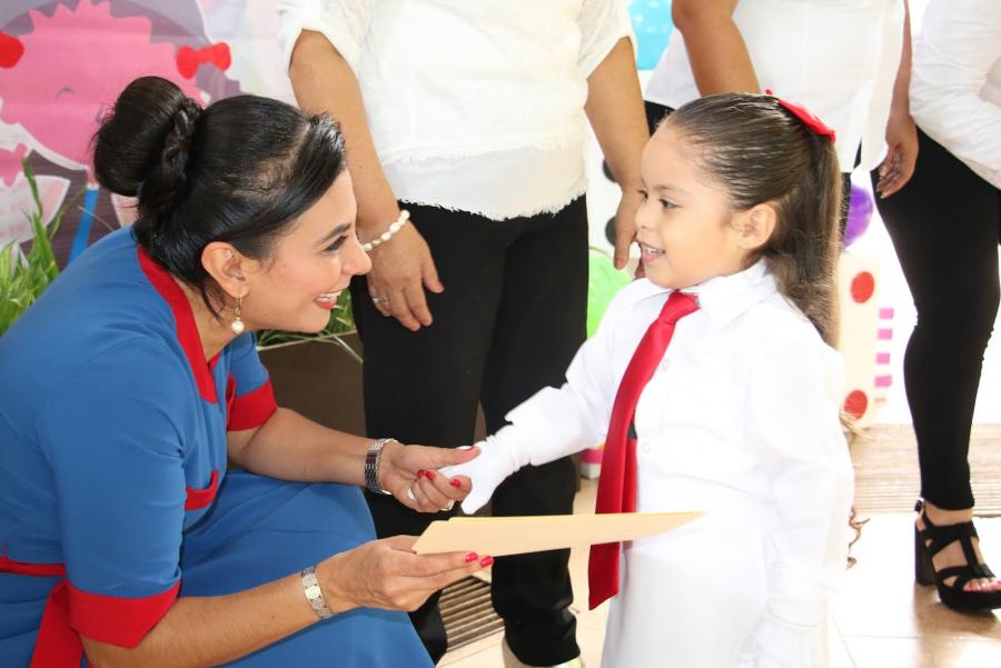 Concluyen ciclo escolar CADIS y Estancia Infantil del DIF Estatal