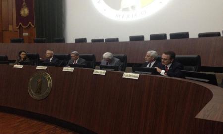 REUNIÃ“N DE ESPECIALISTAS MÃ‰DICOS PARA HABLAR DE SOBREPESO Y OBESIDAD