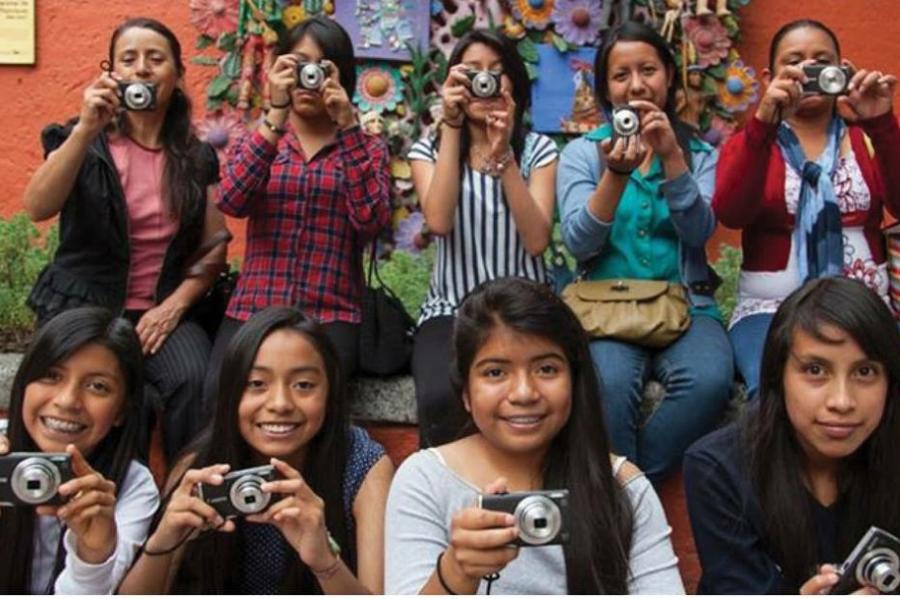 EXHIBE COLECTIVO DE FOTOGRAFÍA DE SAN PABLO DEL MONTE SU OBRA EN LA UNIVERSIDAD DE BOSTON