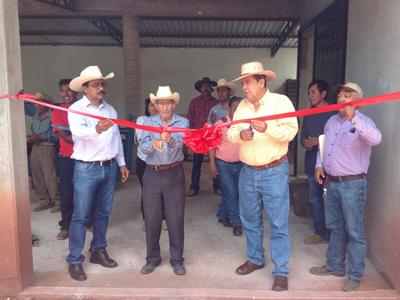 Inaugura Gobierno de Oaxaca tres nuevas fábricas de mezcal