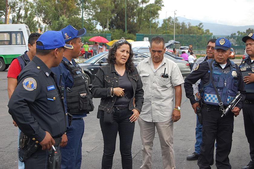 RETIRA DELEGACIÓN IZTAPALAPA 5 CHELERIAS EN LAS COLONIAS TULYEHUALCO Y LOMAS DE SAN LORENZO Y UN PERREO
