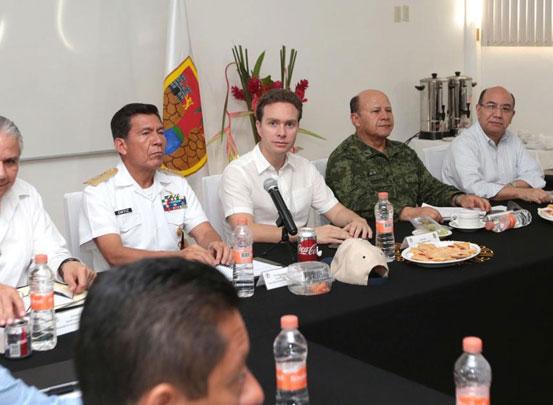 Acuerdan fortalecer acciones y estrategias de seguridad en la frontera sur