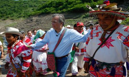 Diconsa abastece productos bÃ¡sicos a 11 comunidades de la presa de Aguamilpa en Nayarit