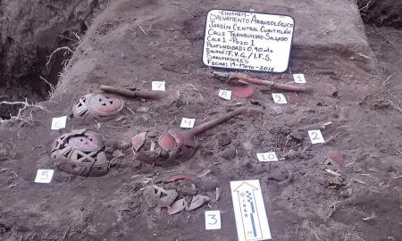DESCUBREN OFRENDA DE SAHUMADORES PREHISPÃNICOS EN CUAUTITLÃN