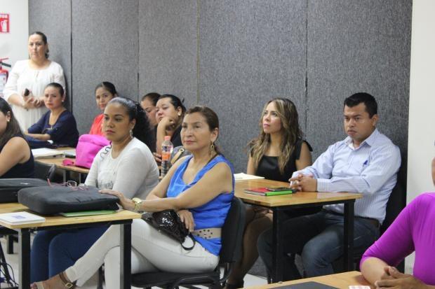 Valora titular de la SDS creación de banco de datos para detectar abusos de género