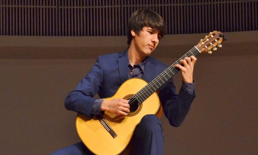José Daniel Salceda Velasco, ganador del V Concurso Nacional de Guitarra