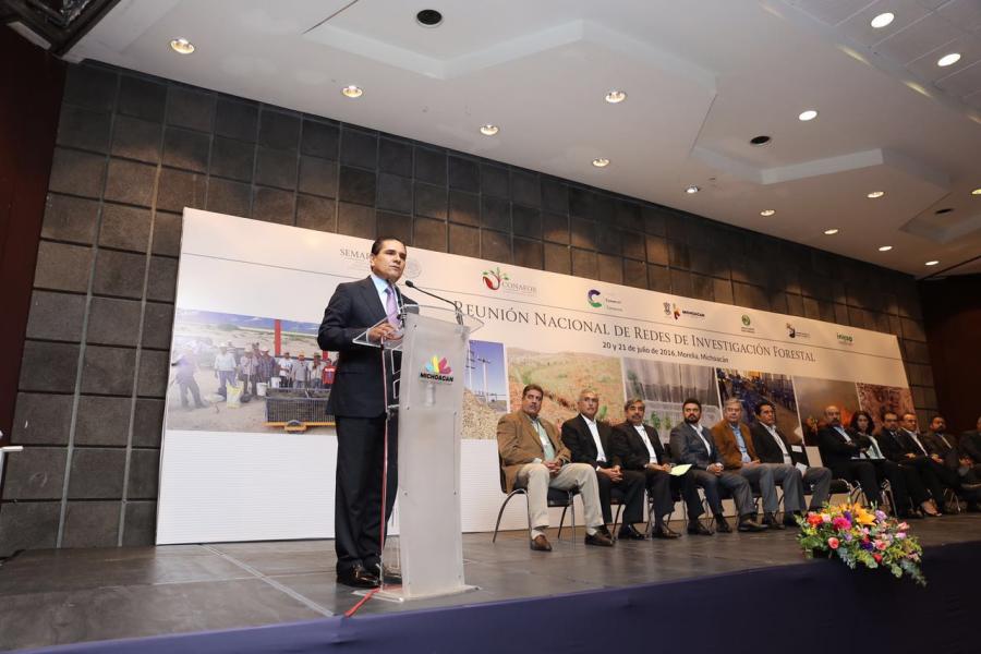 Inaugura Gobernador Reunión Nacional de Redes de Investigación Forestal