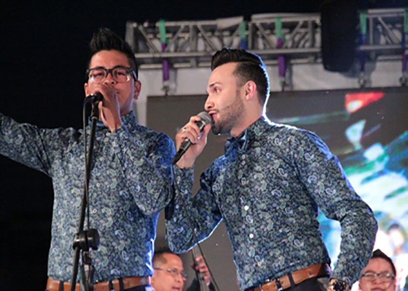 IZTAPALAPA BAILÓ AL RITMO DEL CUARTO TRIBUTO A LA SALSA