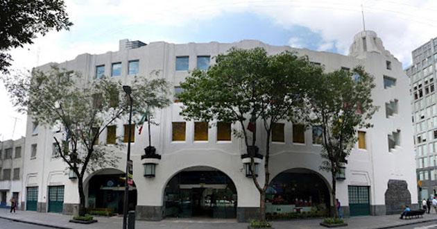 Muestra el Museo de Arte Popular exposición única de indumentaria operística de dos siglos