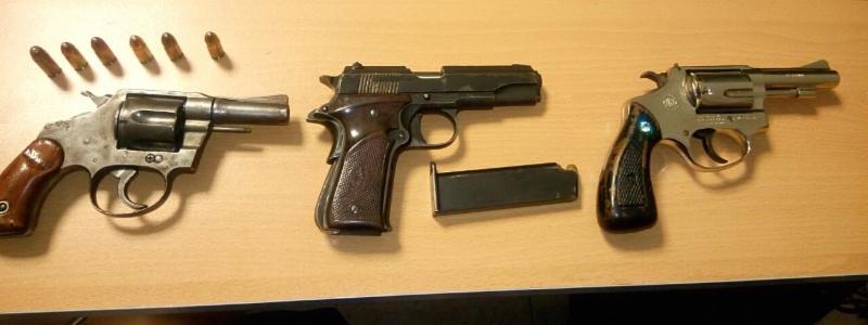 Detiene PEP a tres personas en Guadalupe en posesión de armas cortas y sustancias prohibidas