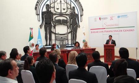 Imparte IEM taller con perspectiva de gÃ©nero a tribunales