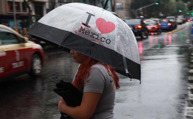 Se espera lluvia vespertina en sur y norte de CDMX