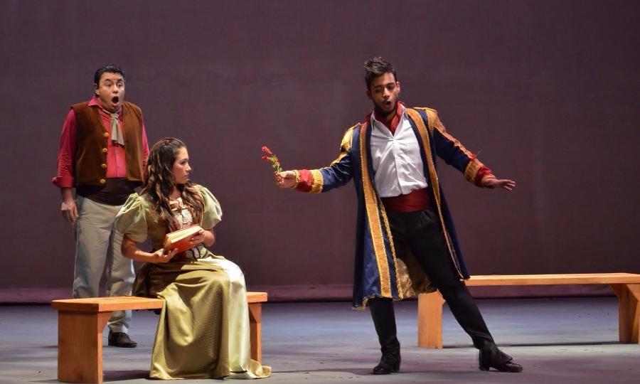 El elixir de amor se presentó en el Teatro de la Ciudad Esperanza Iris