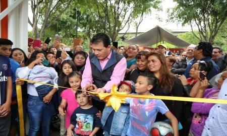 ENTREGA LOBO ROMÃN DEPORTIVO EN LA COL. PROGRESO NACIONAL