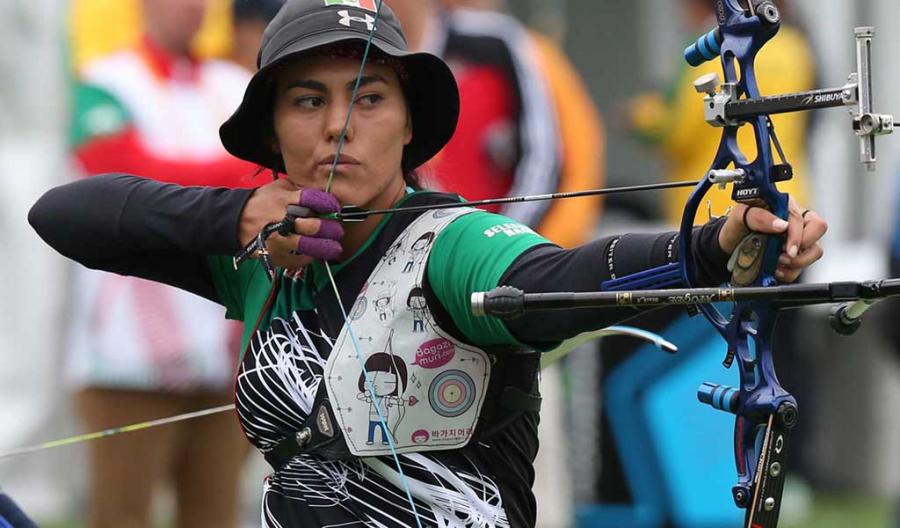 Alejandra Valencia en pie de lucha dentro de Río 2016