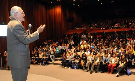 SOLUCIÃ“N AL CAMBIO CLIMÃTICO, SÃ“LO CON MEDIDAS SIMULTÃNEAS: MARIO MOLINA
