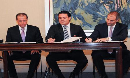 Dan certeza legal a jefas madres de familia