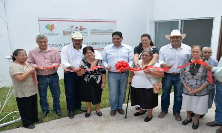 Inauguran Casa de la Tercera Edad en el Mezquital