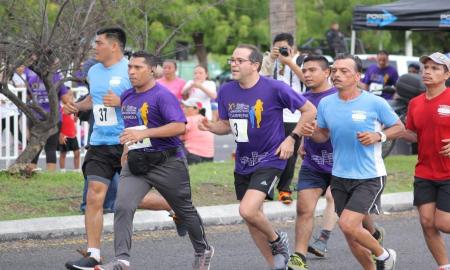 Invita Nacho a colimenses a practicar deporte